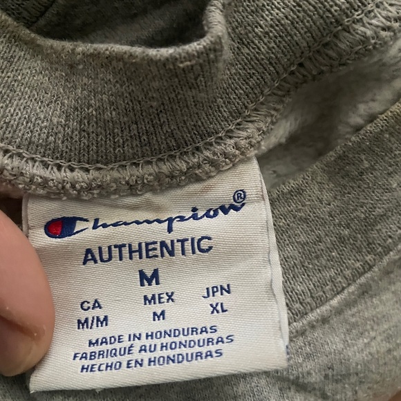 Champion Crewneck Sweatshirt - Picture 3 of 4